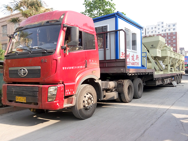 山東東明訂購的建新機(jī)械小型混凝土攪拌站已經(jīng)裝車發(fā)貨